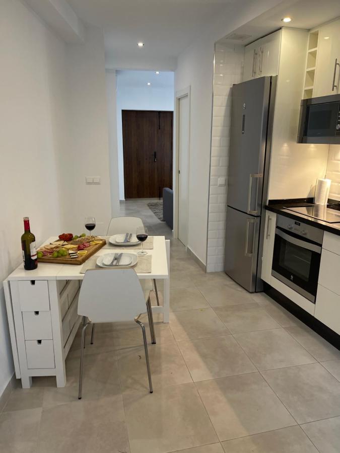 New Townhouse In The Heart Of Nerja With Jacuzzi Villa Exterior photo
